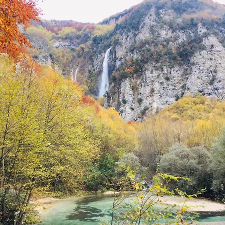 Fiume 4*