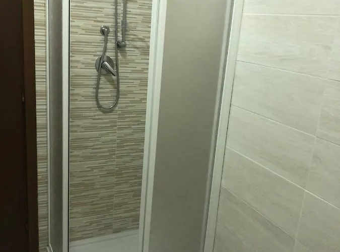 לינה וארוחת בוקר Fiume 4*